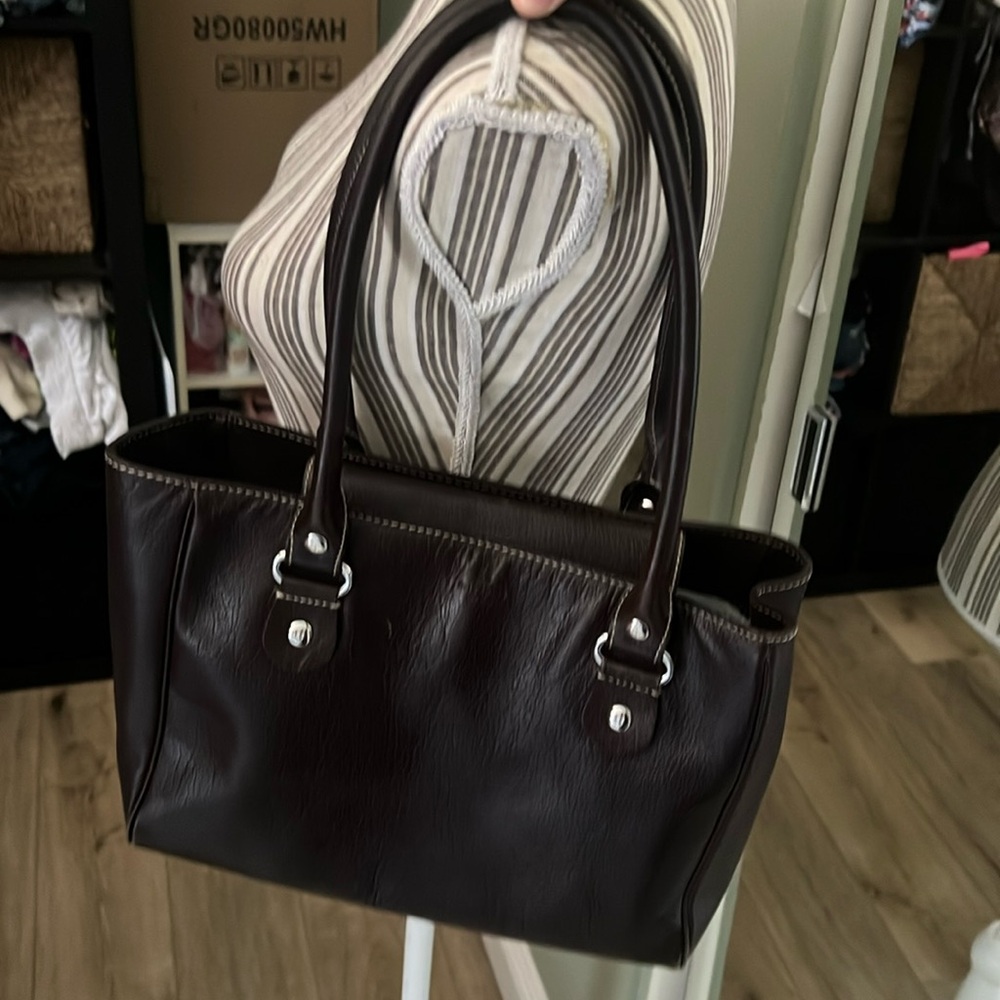 1 hour sale โ ๏ธ Kate Spade, Elegant Dark Brown Leather Tote Bag
